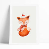 Lámina decorativa infantil en aquarelas con buho vestido con ropa de navidad